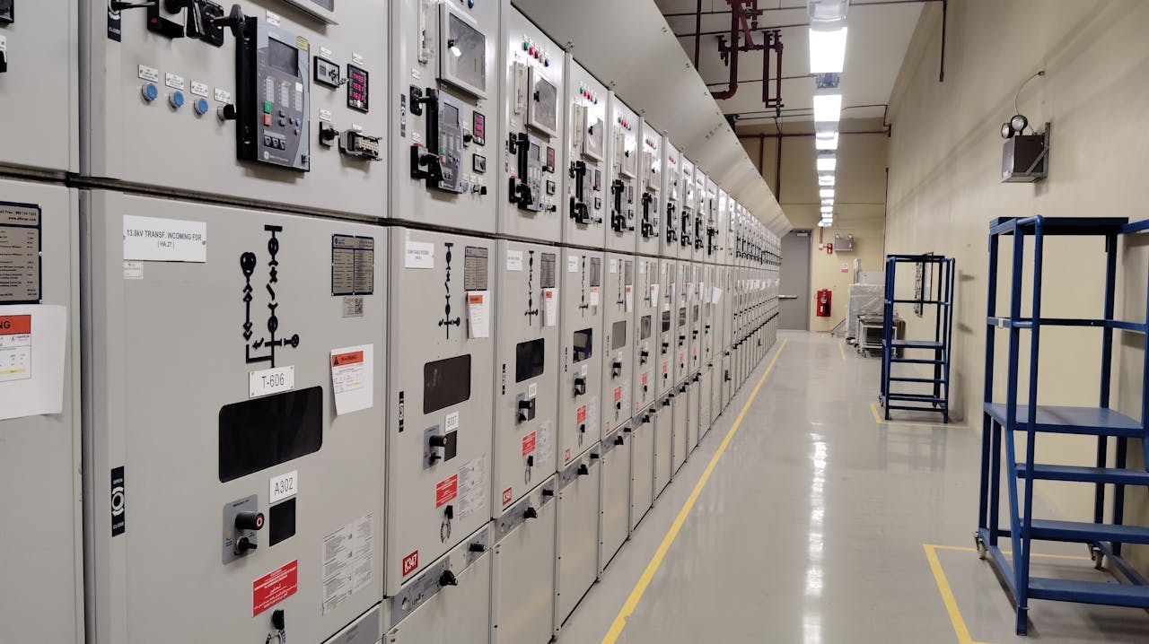 13.8kV switchgear lineup in electrical room